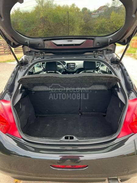 Peugeot 208 1.6 HDI ALLURE