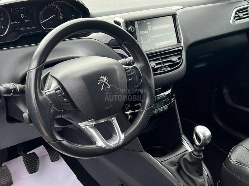Peugeot 208 1.6 HDI ALLURE