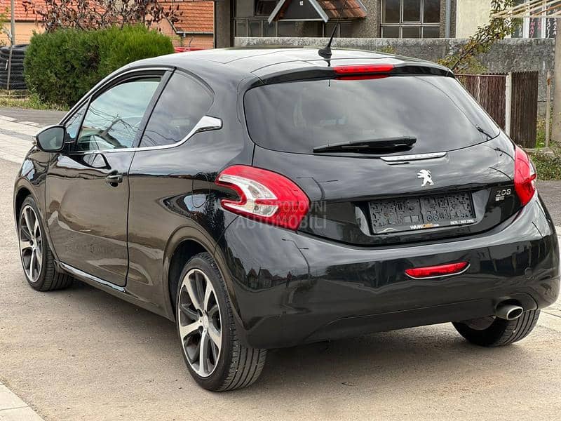 Peugeot 208 1.6 HDI ALLURE