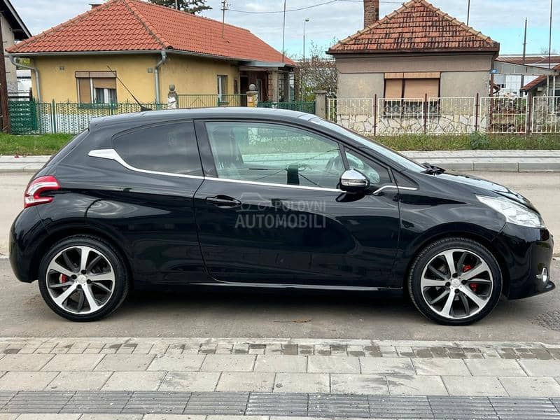 Peugeot 208 1.6 HDI ALLURE