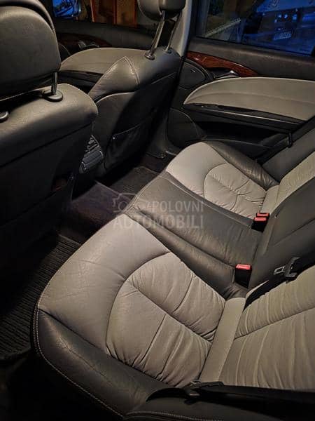 Mercedes Benz E 270 