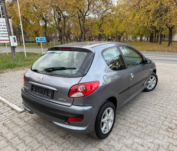 Peugeot 206 plus 1.4 V.s.e.r.v.i.s