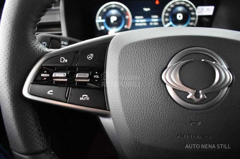 KGM Musso Grand 2.2 4WD AT6 N1