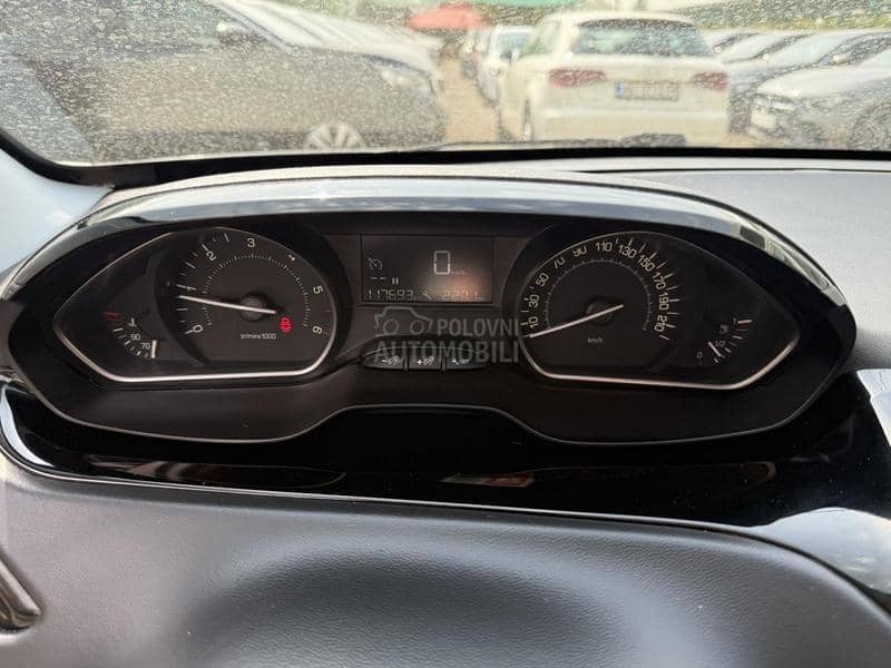Peugeot 208 1.5 Hdi