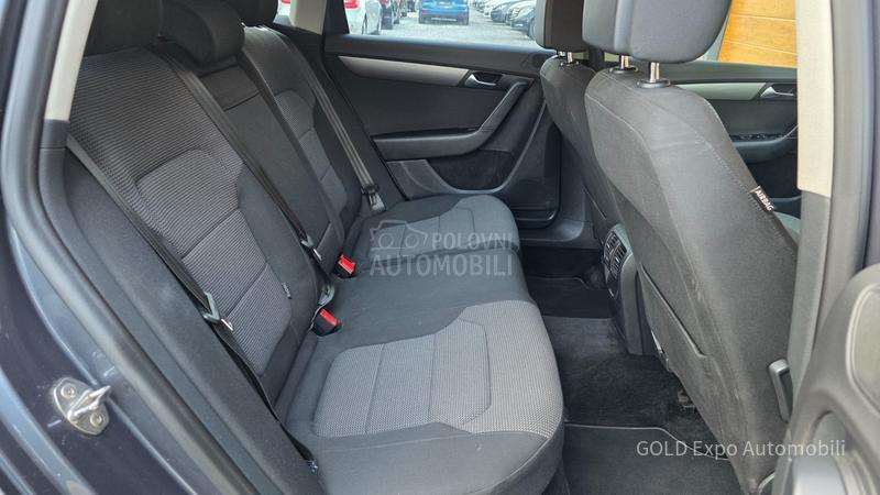 Volkswagen Passat B7 2.0 TDI DSG HIGHLINE