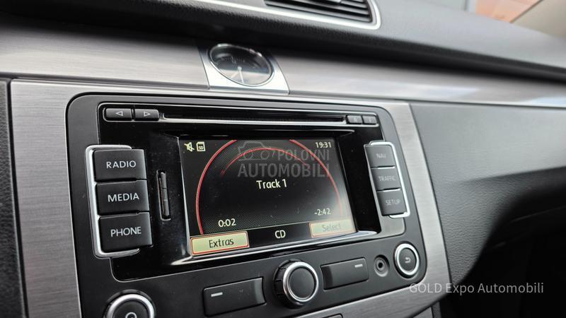 Volkswagen Passat B7 2.0 TDI DSG HIGHLINE