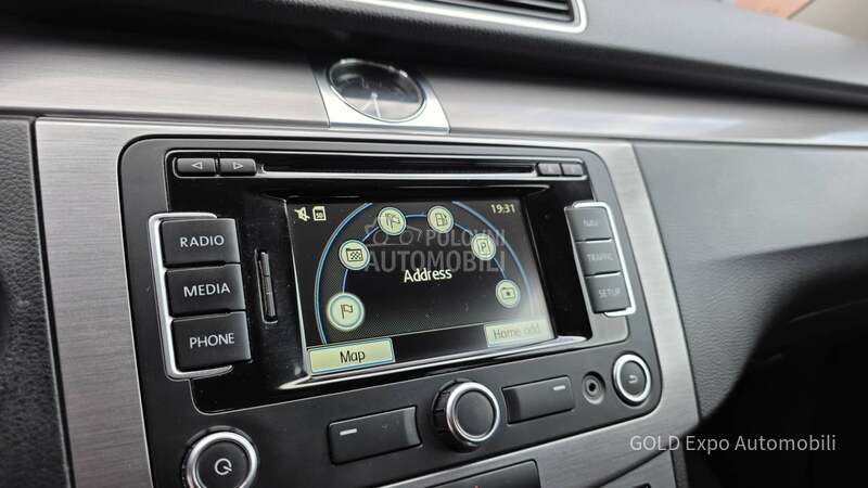 Volkswagen Passat B7 2.0 TDI DSG HIGHLINE