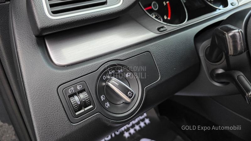 Volkswagen Passat B7 2.0 TDI DSG HIGHLINE