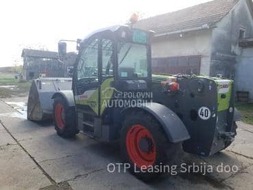 Claas Scorpion 741 sa kašikom