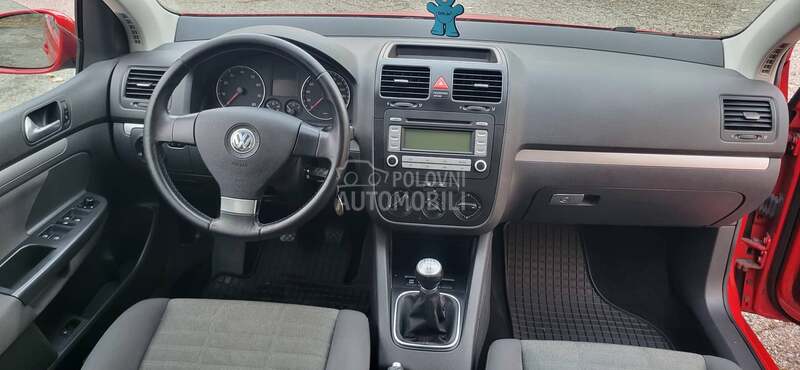 Volkswagen Golf 5 /54000//