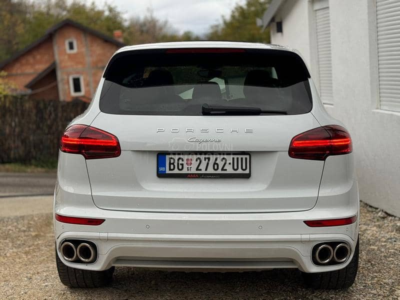 Porsche Cayenne HYBRID 3.0D MATRIX