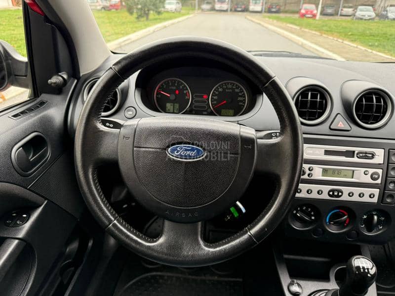 Ford Fiesta 29 000 K M