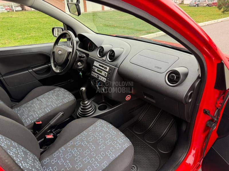 Ford Fiesta 29 000 K M