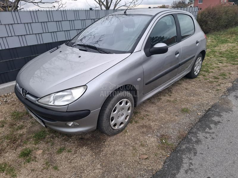 Peugeot 206 