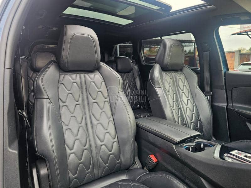 Peugeot 5008 2.0HDI GT BLACK