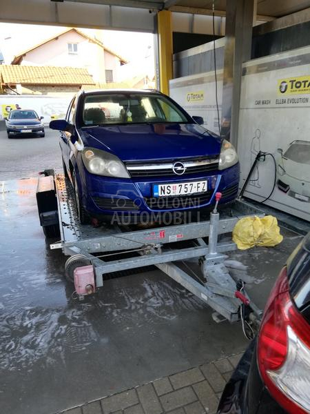 Opel Astra H 1.6
