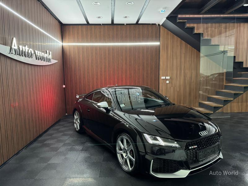 Audi TT RS 