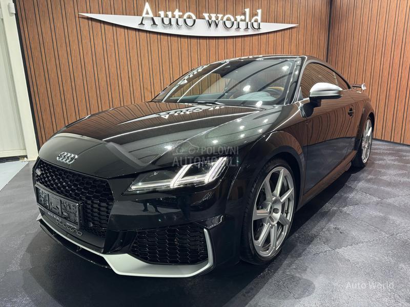 Audi TT RS 