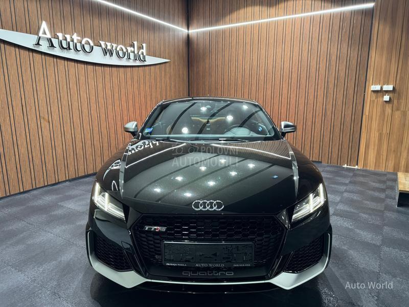 Audi TT RS 
