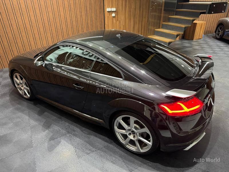 Audi TT RS 