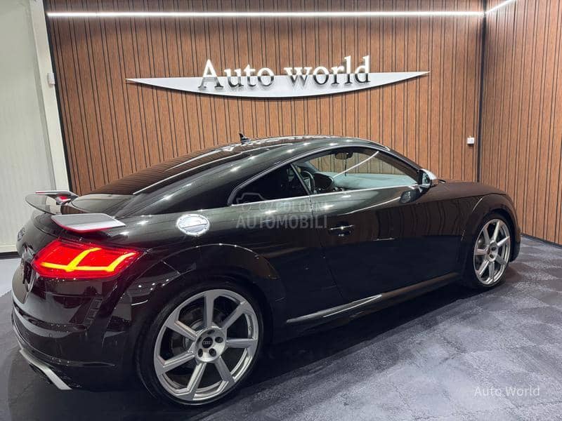 Audi TT RS 