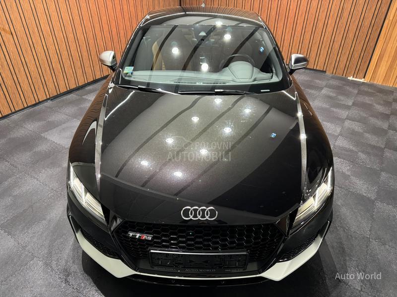 Audi TT RS 