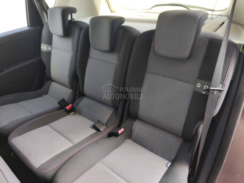 Renault Scenic 1.5 dciN a v i/L e d