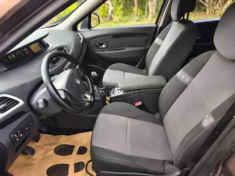 Renault Scenic 1.5 dciN a v i/L e d