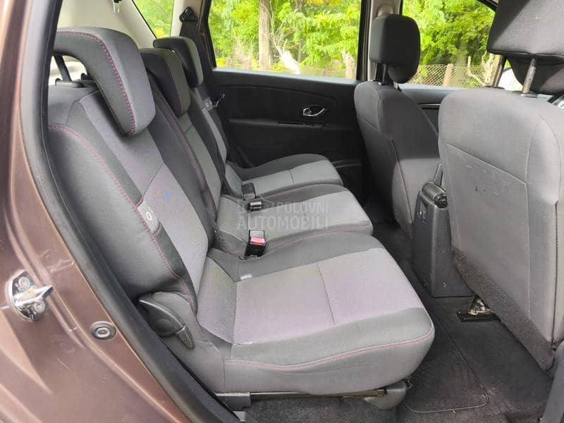 Renault Scenic 1.5 dciN a v i/L e d