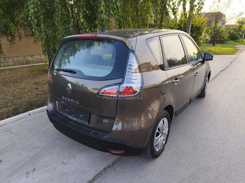 Renault Scenic 1.5 dciN a v i/L e d