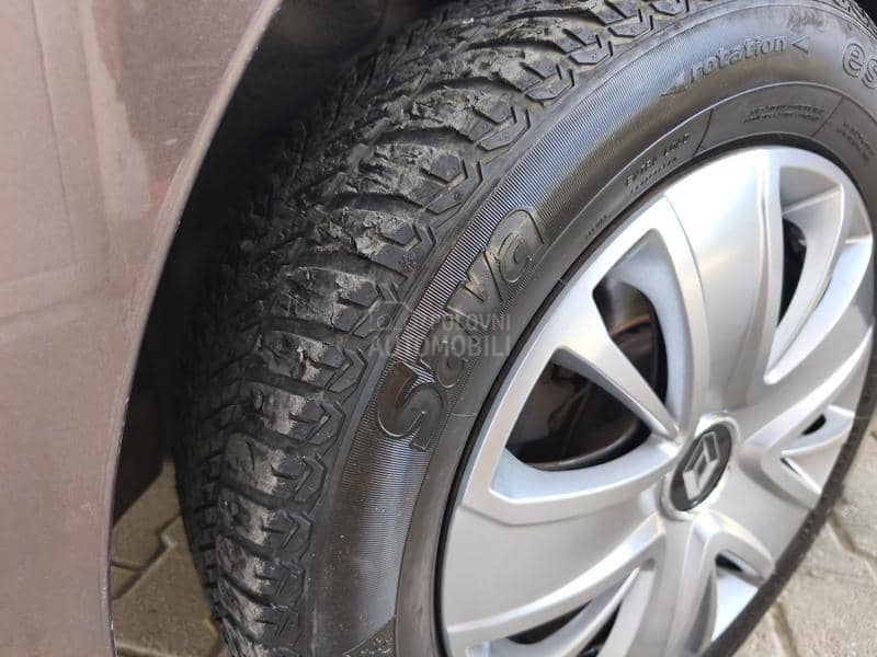 Renault Scenic 1.5 dciN a v i/L e d