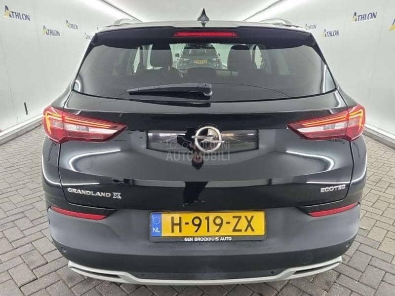 Opel Grandland X 1.2 INNOVATION
