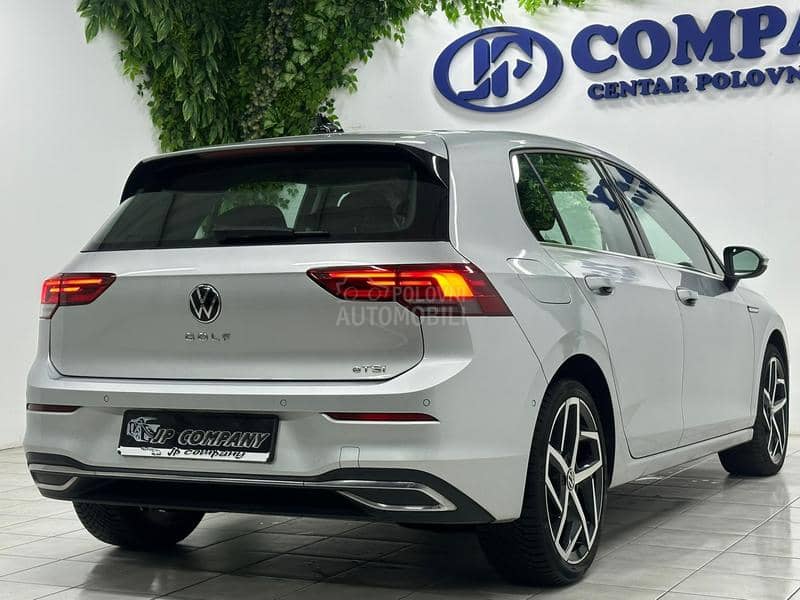 Volkswagen Golf 8 1.5 e TSI DSG LED