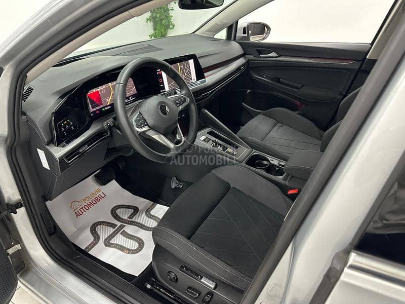 Volkswagen Golf 8 1.5 e TSI DSG LED