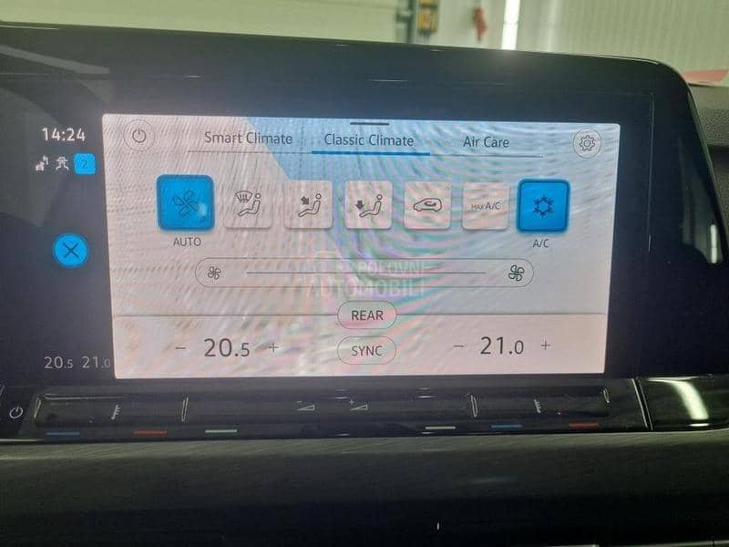 Volkswagen Golf 8 1.5 e TSI DSG LED