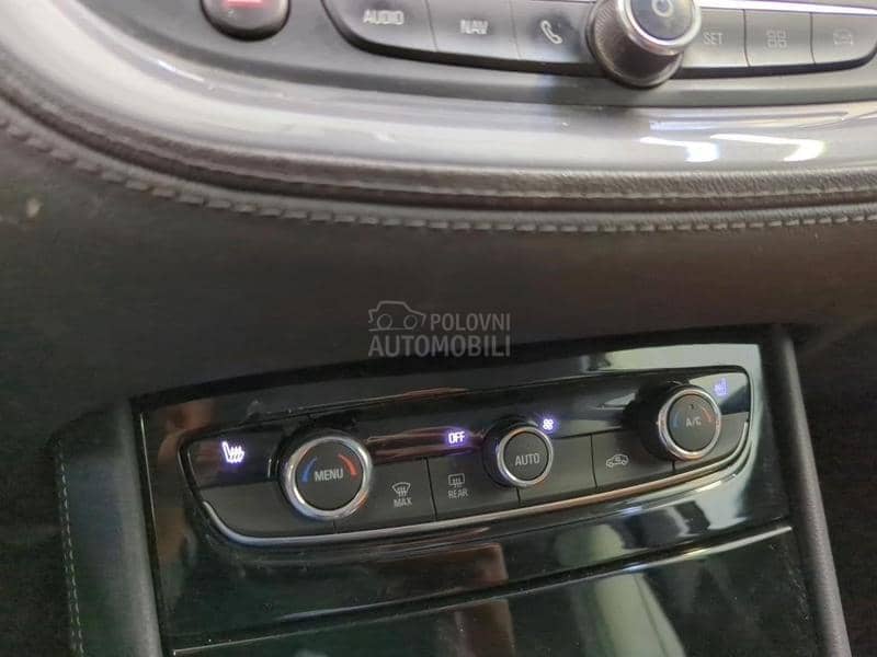 Opel Grandland X 1.2 INNOVATION