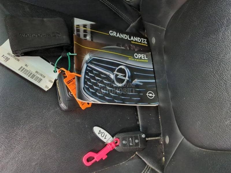 Opel Grandland X 1.2 INNOVATION