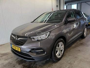 Opel Grandland X 1.2 INNOVATION