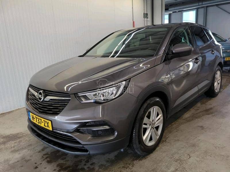 Opel Grandland X 1.2 INNOVATION