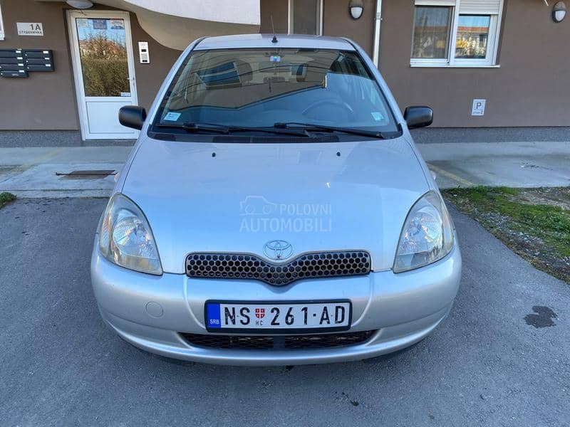 Toyota Yaris 1.0 vvt -i