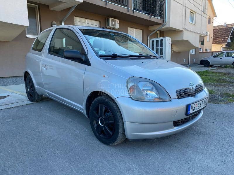 Toyota Yaris 1.0 vvt -i