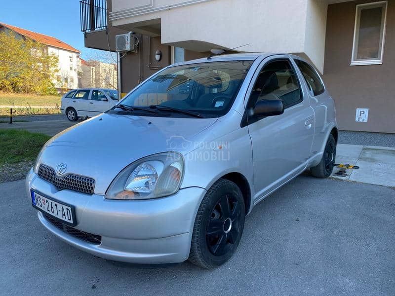 Toyota Yaris 1.0 vvt -i