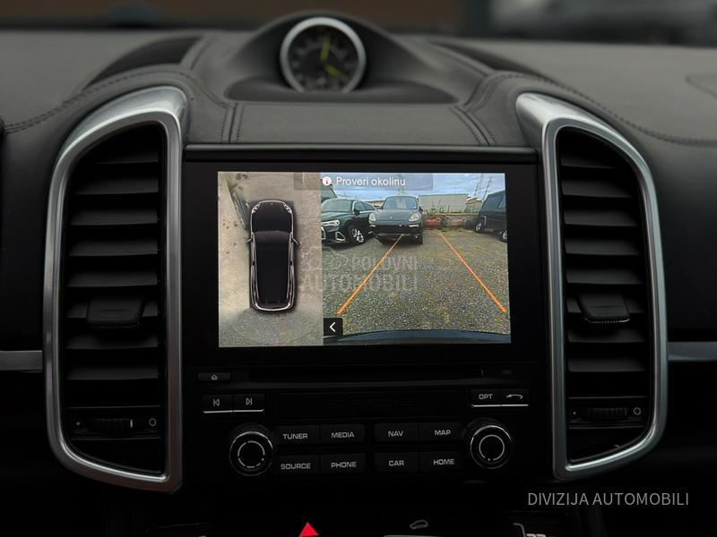 Porsche Cayenne S/Hybrid/Pano/360