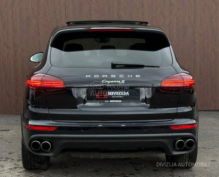 Porsche Cayenne S/Hybrid/Pano/360