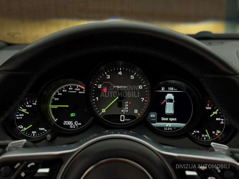 Porsche Cayenne S/Hybrid/Pano/360