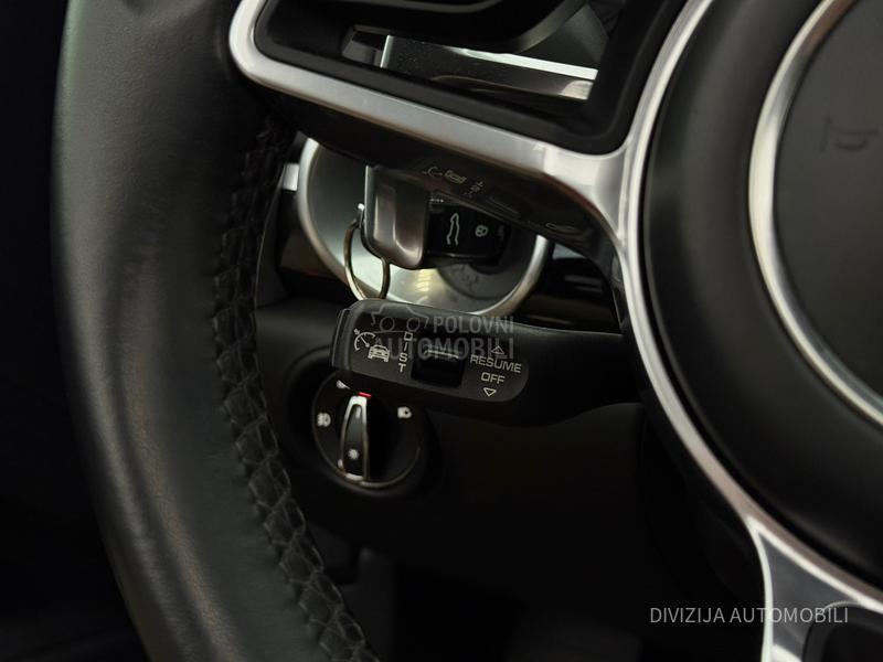 Porsche Cayenne S/Hybrid/Pano/360