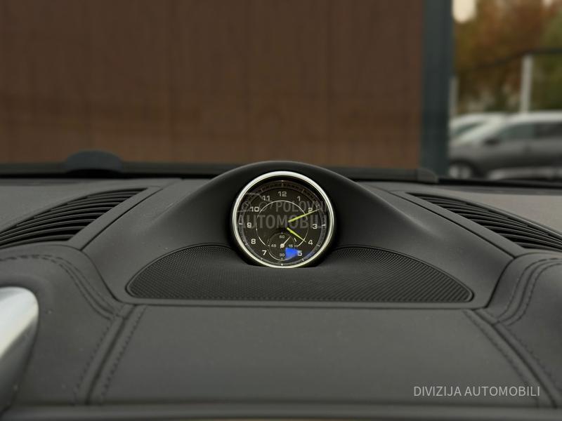 Porsche Cayenne S/Hybrid/Pano/360