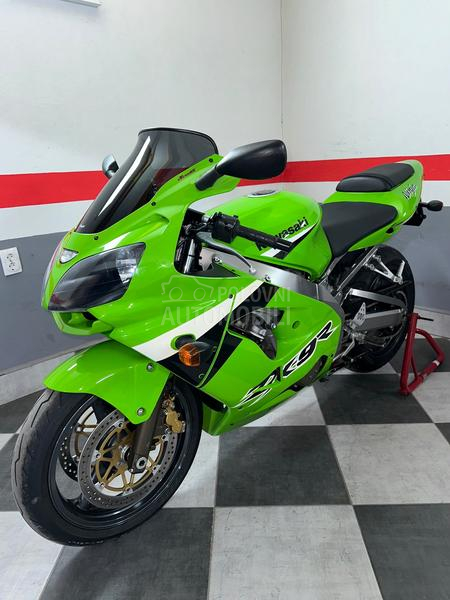 Kawasaki Zx9R