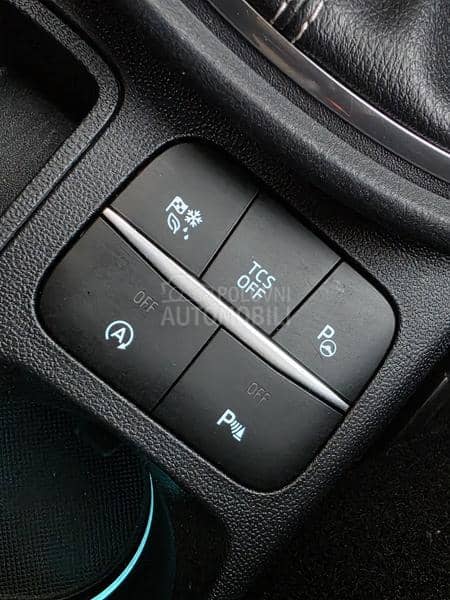 Ford Puma TITANIUM HYBRID