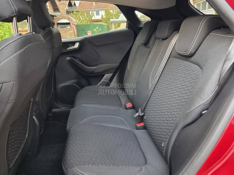 Ford Puma TITANIUM HYBRID